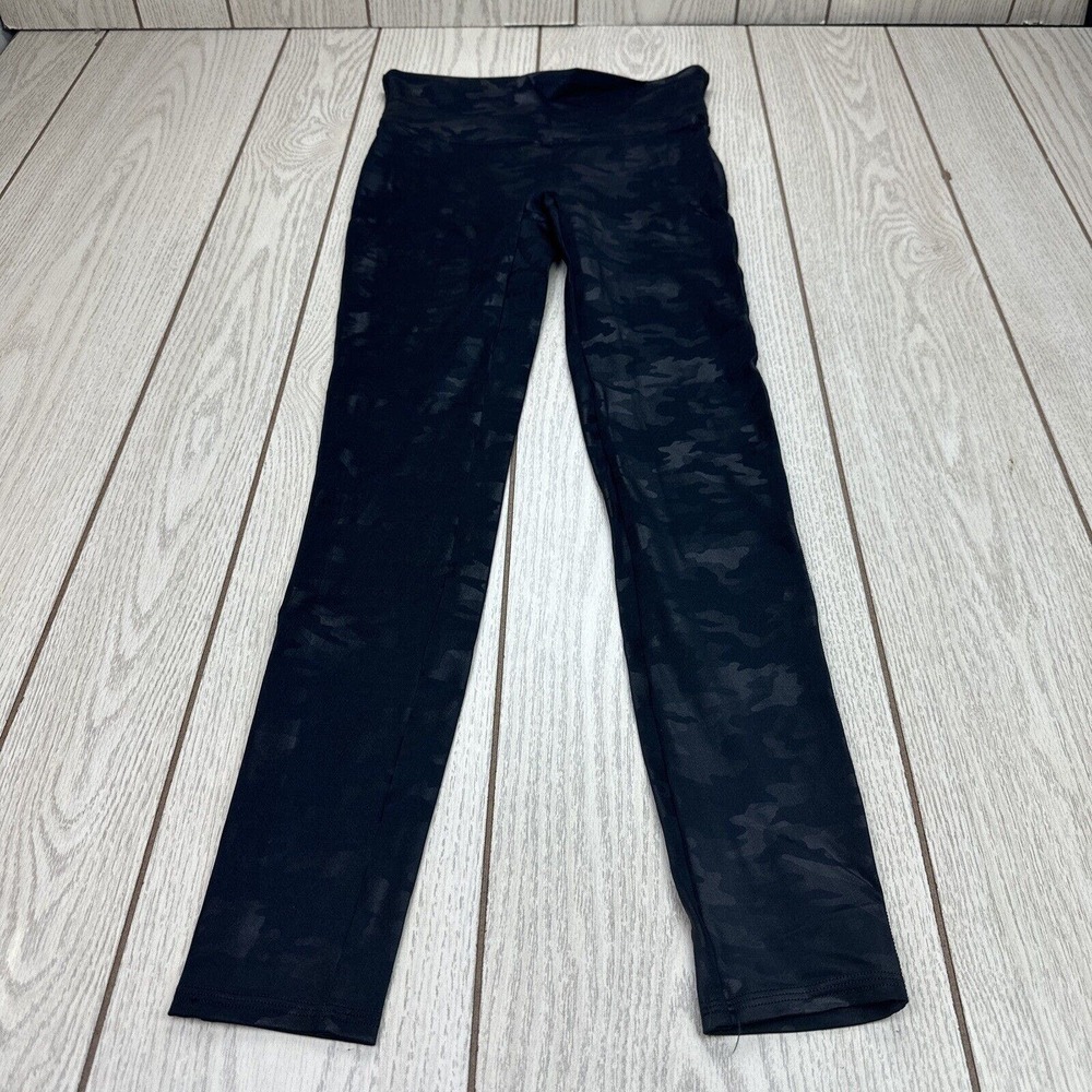 SPANX Leggings Faux Leather Matte Black Camo Size Medium